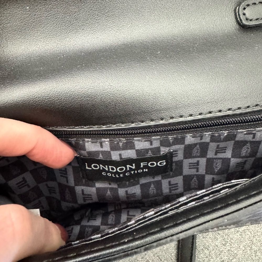 London Fog Black and Gray Crossbody Bag - Picture 7 of 10